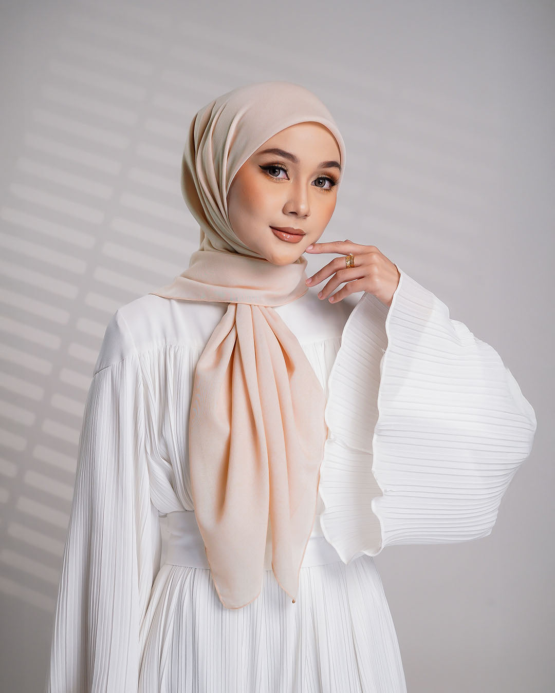 SOFT APRICOT
