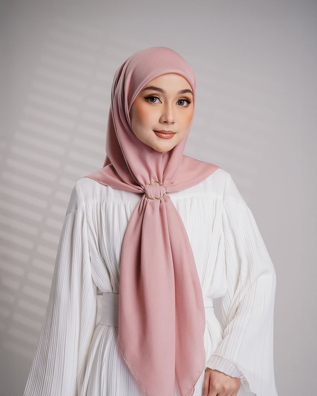 SOFT ROSE