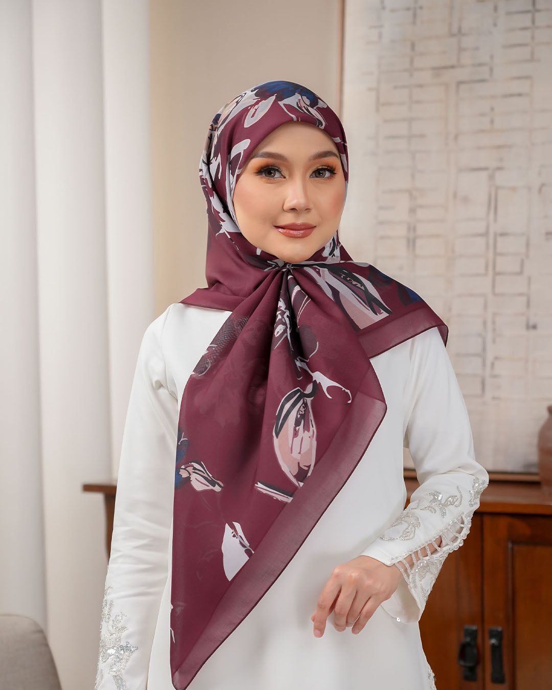 MAROON