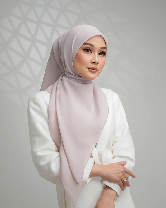 PALE PINK