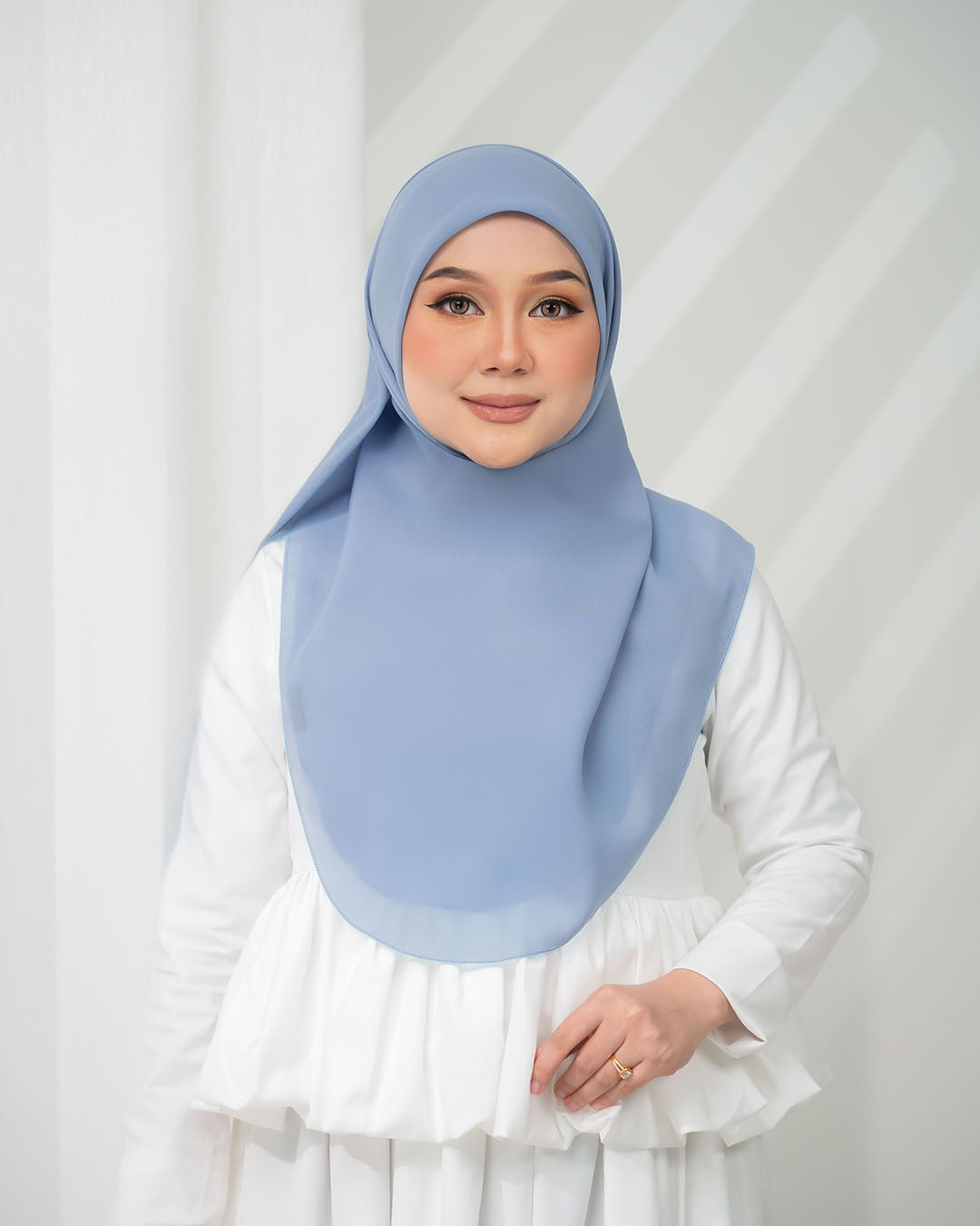 POWDER BLUE