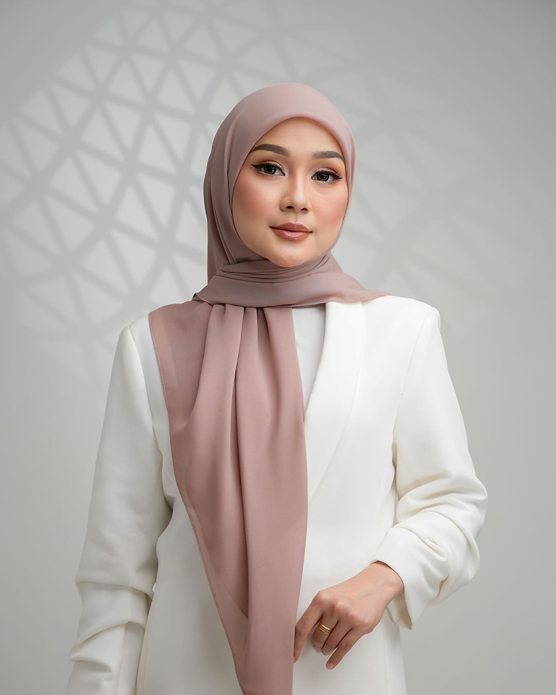 POWDER BROWN